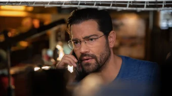 Samodagi iltijo / Bir qanotda Uzbek tilida 2023 O'zbekcha tarjima kino HD skrinshot 4