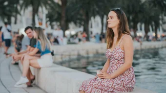 Dam olish kunida Uzbek tilida 2022 O'zbekcha tarjima film Full HD skachat skrinshot 2