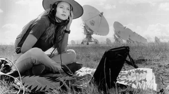 Samodan sado / Aloqa / Контакт Uzbek tilida 1997 O'zbekcha tarjima kino HD skrinshot 3