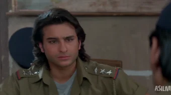 Qizg'in jang / Dushman do'stlar / Sen o'g'ri, men politsiyachi Hind kino 1996 Uzbek tilida O'zbekcha tarjima kino Full HD tas-ix skachat skrinshot 3