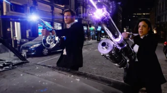 Qora liboslilar: Xalqaro daraja / Люди в черном: Интернэшнл 2019 HD tas-ix skachat скачать skrinshot 3