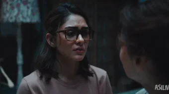Yigitim duduq / Shahardagi ikki telba 2026 Hind kino Uzbek tilida O'zbekcha tarjima kino Full HD tas-ix skachat skrinshot 2