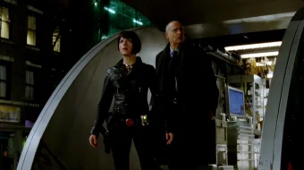 Hellboy 2: Oltin armiya Uzbek tilida 2008 O'zbekcha tarjima kino HD skrinshot 3