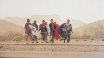 To'lqinlar bag'rida / qochish nuqtasi Uzbek tilida 1991 O'zbekcha tarjima film Full HD skachat skrinshot 1