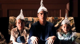 Belgilar Uzbek tilida 2002 O'zbekcha tarjima kino HD skrinshot 3