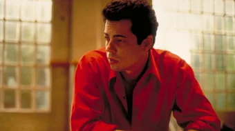 Shubhali Shaxslar Uzbek tilida 1995 O'zbekcha tarjima film Full HD skachat skrinshot 1