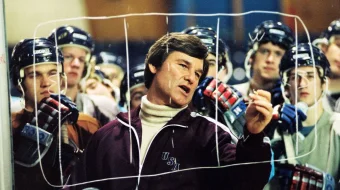 Muz Ustidagi Mo'jiza Uzbek tilida 2004 O'zbekcha tarjima film Full HD skachat skrinshot 3