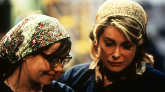 Zulmatdagi raqqosa Uzbek tilida 2000 O'zbekcha tarjima kino HD skrinshot 2