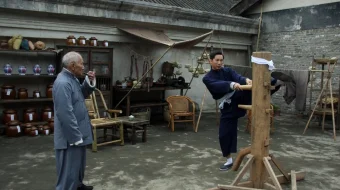 Ip Man: Afsonaning tug'ulishi / Legendaning Yaralishi / Paydo bo'lishi Uzbek tilida 2010 O'zbekcha tarjima kino HD skrinshot 4
