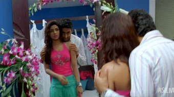 Ayollar rejasi / Aldov ustasi Hind kino 2005 Uzbek tilida O'zbekcha tarjima kino Full HD tas-ix skachat skrinshot 3