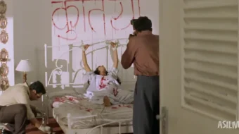 Aybdorlik / Gunoh / Advokat uchun tuzoq / Kasoor / Gumondagi er 2 Hind kino 2001 Uzbek tilida O'zbekcha tarjima kino Full HD tas-ix skachat skrinshot 3