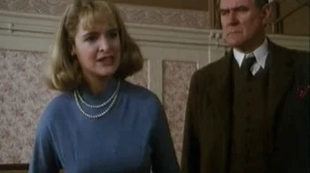 Marpl xonim: Bertram mehmonxonasi Uzbek tilida 1987 O'zbekcha tarjima film Full HD skachat skrinshot 1