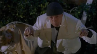 Uyda yolg'iz 4 Uzbek tilida 2002 O'zbek tarjima kino Original holda skrinshot 3