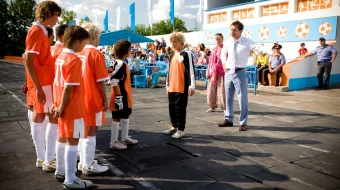 Ajoyib jamoa Uzbek tilida 2010 O'zbekcha tarjima kino HD skrinshot 1