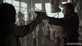 Muhojir 2: Qora tong / Chet ellik 2 / Xorijlik 2 / Ajnabiy 2 2005 Uzbek tilida O'zbekcha tarjima kino Full HD tas-ix skachat skrinshot 2