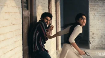 Ishqparastlar / Telba muhabbat / Ishaqzaade Hind kino 2012 Uzbek tilida O'zbekcha tarjima kino Full HD tas-ix skachat skrinshot 2