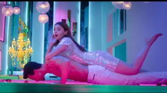 Yil talabasi 2 Hind kino Uzbek tilida 2019 HD O'zbek tarjima tas-ix skachat skrinshot 2