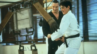 Karatechi bola 3 / Kichkina ajdarho 3 Uzbek tilida 1989 O'zbekcha tarjima kino HD skrinshot 4