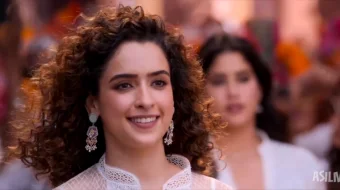 Buzilgan nikoh / Sani Sanskari va Tulsi Kumari Hind kino 2025 Uzbek tilida O'zbekcha tarjima kino Full HD tas-ix skachat skrinshot 3