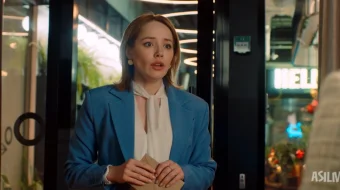 Sirli qorbobo / Yashirin Santa 2022 Uzbek tilida O'zbekcha tarjima kino Full HD tas-ix skachat skrinshot 3