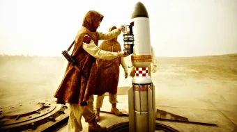 Oq va Qora 1: Muqaddima / Iptido Jangari kino Uzbek tilida 2011 O'zbekcha tarjima kino HD skrinshot 4