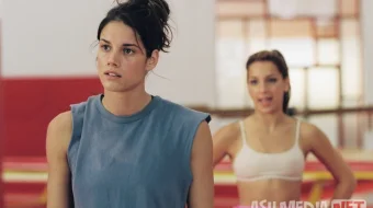 Asov qiz Uzbek tilida 2006 O'zbekcha tarjima kino HD skrinshot 3