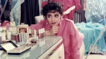 Makkora / ayyor Hind kinosi Uzbek tilida 1989 O'zbekcha tarjima kino HD skrinshot 3