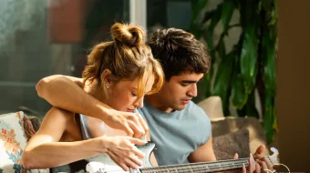 Bizga hech narsa bo'lmaydi / Biz bilan hech narsa bo'lmaydi Turk seriali Barcha qismlar 2026 Uzbek tilida O'zbekcha tarjima kino Full HD tas-ix skachat skrinshot 3