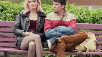 Jinsiy Tarbiya / Sex Education / Сексуальное просвещение Netflix seriali Barcha qismlar O'zbekcha subtitrda 2019-2023 Uzbekcha tarjima skrinshot 1