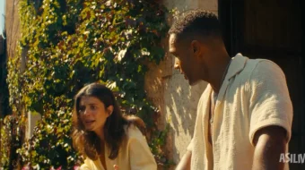 Ikki kishilik ta'til / Ta’tilda tanishgan insonlar 2026 Uzbek tilida O'zbekcha tarjima kino Full HD tas-ix skachat skrinshot 3