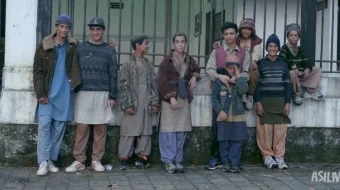 Qochqinlar lageri / Terrorchi bo'lma bolam / Qochoqlar lageri / Torbaaz HInd kino 2020 Uzbek tilida O'zbekcha tarjima kino Full HD tas-ix skachat skrinshot 2