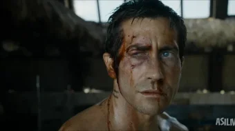 Yo'l yoqasidagi jang / Yo'l bo'yidagi uy Uzbek tilida Yo'l uyi / Uyga yo'l 2024 O'zbekcha tarjima kino HD skrinshot 4
