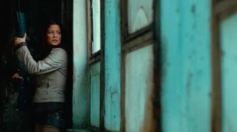 Kiborglar bilan jang / Dronlar va odamlar jangi Uzbek tilida 2017 O'zbekcha tarjima film Full HD skachat skrinshot 2