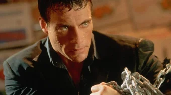 Portlatuvchi / Sug'urta Jan Klod Van Dam Uzbek tilida 1998 O'zbekcha tarjima kino HD skrinshot 3