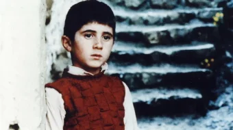 Do'stimning uyi qayerda? Eron filmi Uzbek tilida 1987 Full HD O'zbek tarjima skrinshot 2