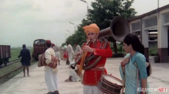 Xavfli o‘xshashlik / Yig'lama singlim 1970 Hind kino Uzbek tilida O'zbekcha tarjima kino Full HD tas-ix skachat skrinshot 1