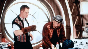 Sayrga chiqqan go'dak Uzbek tilida 1994 O'zbekcha tarjima kino HD skrinshot 3