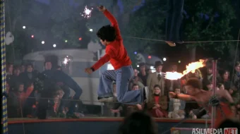 Tuzatib bo'lmas 1975 Uzbek tilida 2012 O'zbekcha tarjima kino HD skrinshot 2