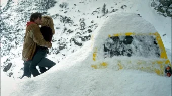 Kelin-Kuyov / Yangi turmush qurganlar Uzbek tilida 2003 O'zbekcha tarjima kino HD skrinshot 1