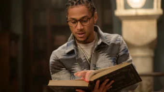 Kutubxonachilar : Keyingi Bob / Kutubxonachi: Yangi bob 2025 AQSH Serial Barcha Qismlar Uzbek tilida O'zbekcha tarjima kino Full HD tas-ix skachat skrinshot 1