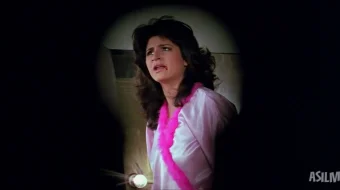 Muvaffaqiyatsiz o'g'irlik / Taqdir o'yinlari 2 Hind kino 1992 Uzbek tilida O'zbekcha tarjima kino Full HD tas-ix skachat skrinshot 2