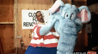 Beverli Hills Politsiyasi 3 / Beverli Xillzlik Politsiyachi 3 1994 Uzbek tilida O'zbekcha tarjima kino Full HD tas-ix skachat skrinshot 2