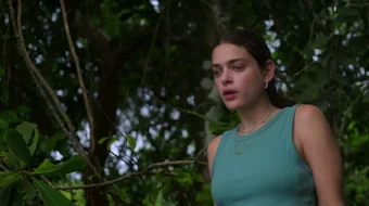 Xavfli suvlar: Yengilmas qiz Uzbek tilida 2023 O'zbekcha tarjima kino HD skrinshot 3