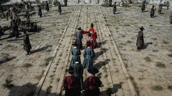 Isyon / Qo'zg'alon / Urush va notinchlik Janubiy Koreya filmi Uzbek tilida 2024 O'zbekcha tarjima kino HD skrinshot 3