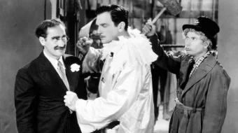 Opera oqshomi Uzbek tilida 1935 O'zbekcha tarjima kino HD skrinshot 3