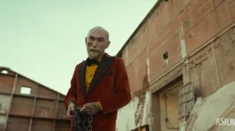 Sizning boshlovchingiz Premyera 2025 Uzbek tilida O'zbekcha tarjima kino Full HD tas-ix skachat skrinshot 2