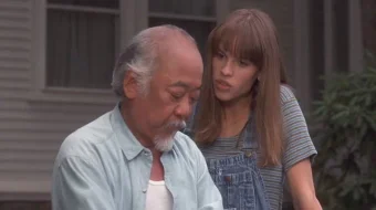 Karatechi bola 4 / Kichkina ajdarho 4 Uzbek tilida 1994 O'zbekcha tarjima kino HD skrinshot 1