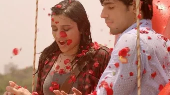 Tabassum va Muhabbat O'zbek tilida 2014 Uzbekcha tarjima / Она улыбается, она в западне / Hasee Toh Phasee / Tas-IX skachat skrinshot 2