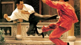 Afsonaviy musht (1994) Jet Le ishtirokida Gong-kong filmi Uzbek tilida Full HD O'zbek tarjima skrinshot 2