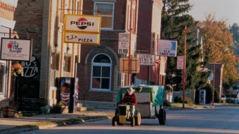 Oddiy hikoya Uzbek tilida 1999 O'zbekcha tarjima film Full HD skachat skrinshot 2